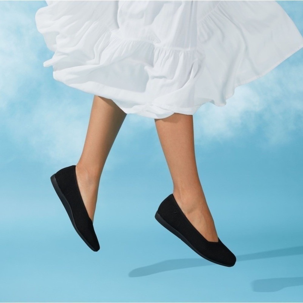 VIVAIA‎ Lightweight Square-Toe V-Cut Flats (Margot Walker) black EU41.5 US/10